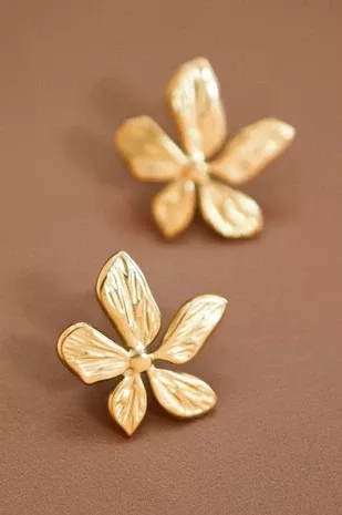 18k Waterproof Non-tarnish Stainless Steel Studs( flowers)