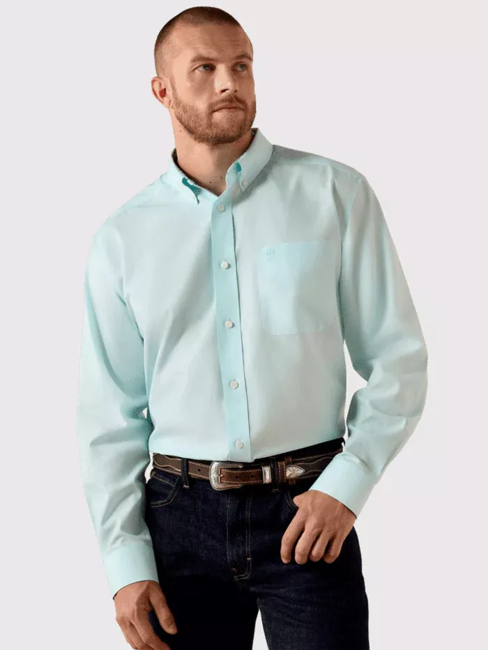 Ariat Men's Wrinkle Free Solid Pinpoint Oxford Classic Fit Shirt 10071537